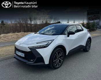 2025 Toyota C-HR Premium PHEV Panoram