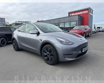 2025 Tesla Model Y Long Range