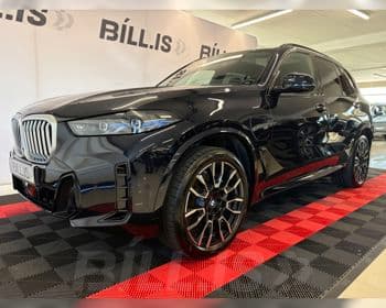 2025 BMW X5 xDrive50e M Sport