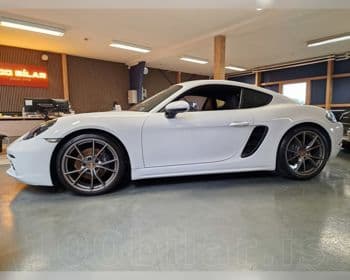 2019 Porsche 718 Cayman