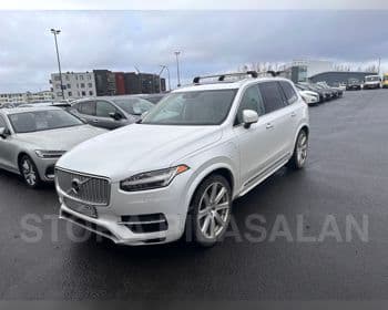 2016 Volvo XC90 T8 Hybrid