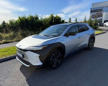 2023 Toyota bZ4X VX AWD Panorama