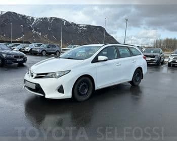 2014 Toyota Auris Live