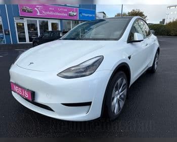 2024 Tesla Model Y SR