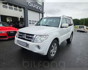 2012 Mitsubishi Pajero