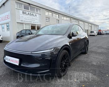 2025 Tesla Model Y Premium Long Range AWD
