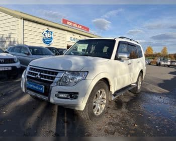 2016 Mitsubishi Pajero Instyle