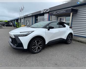 2025 Toyota C-HR Premium PHEV