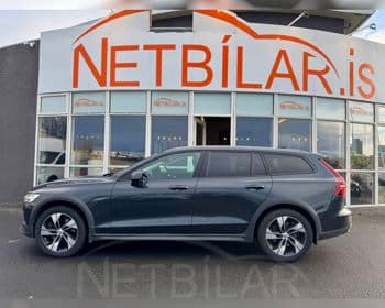2019 Volvo V60 Cross Country