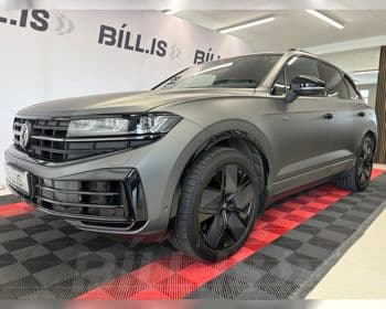 2025 Volkswagen Touareg R-Line AWD
