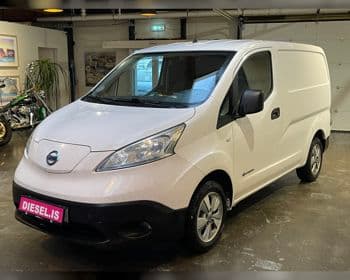 2022 Nissan e-NV200