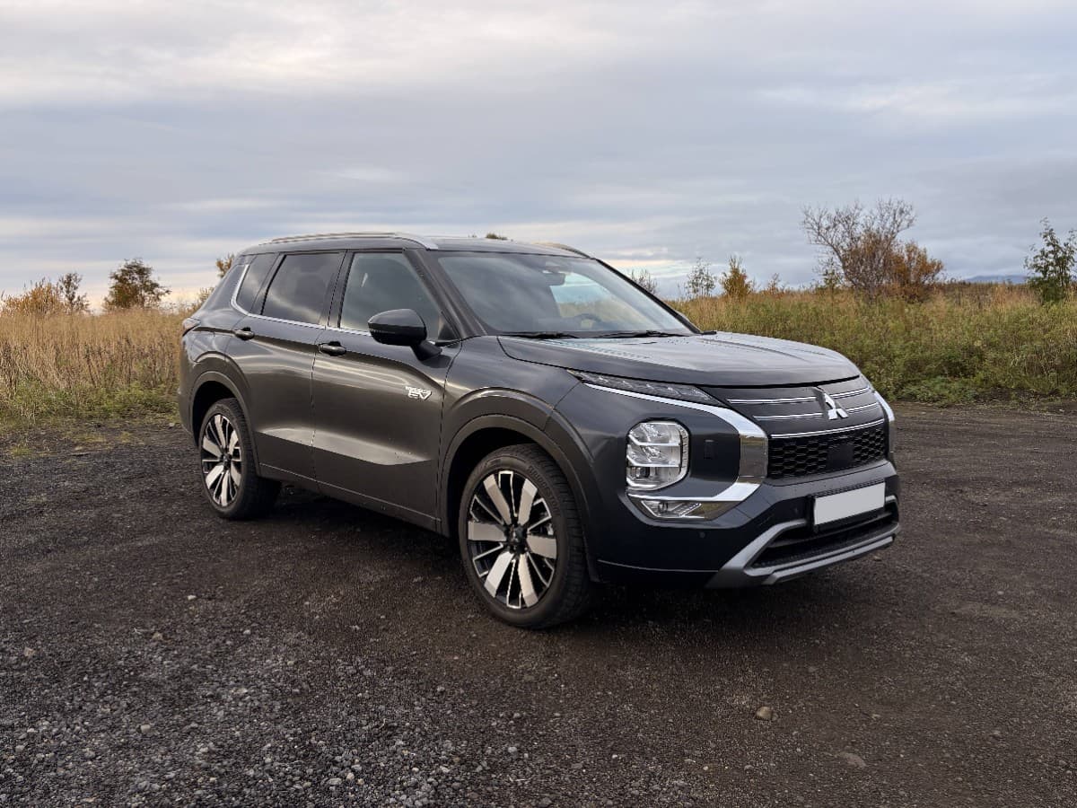 2026 Mitsubishi Outlander Instyle