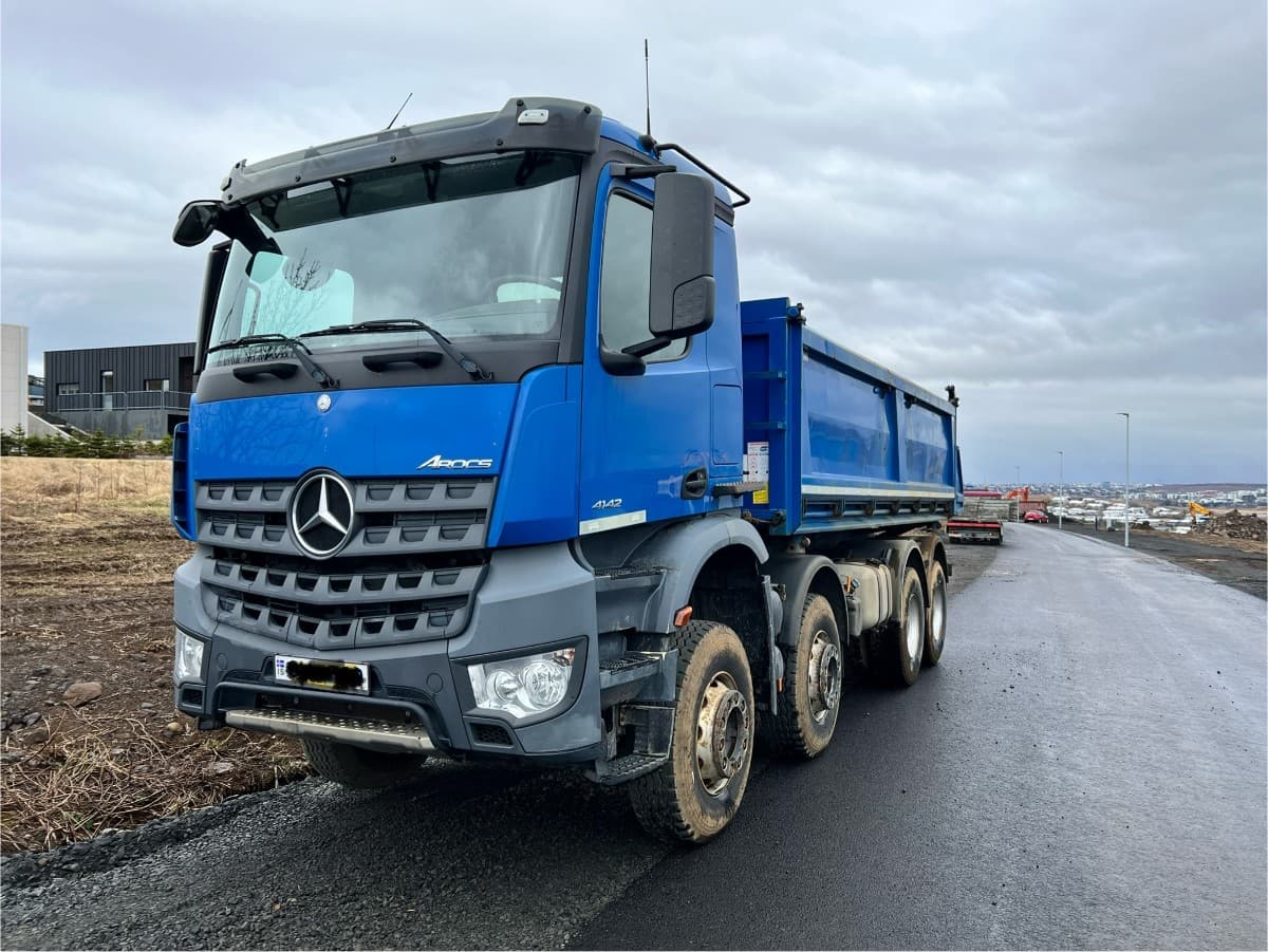2015 Mercedes-Benz Arocs