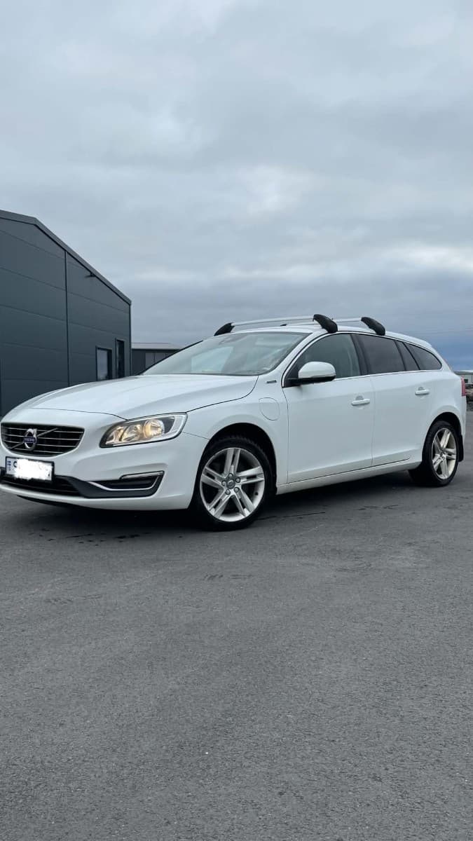 2017 Volvo V60