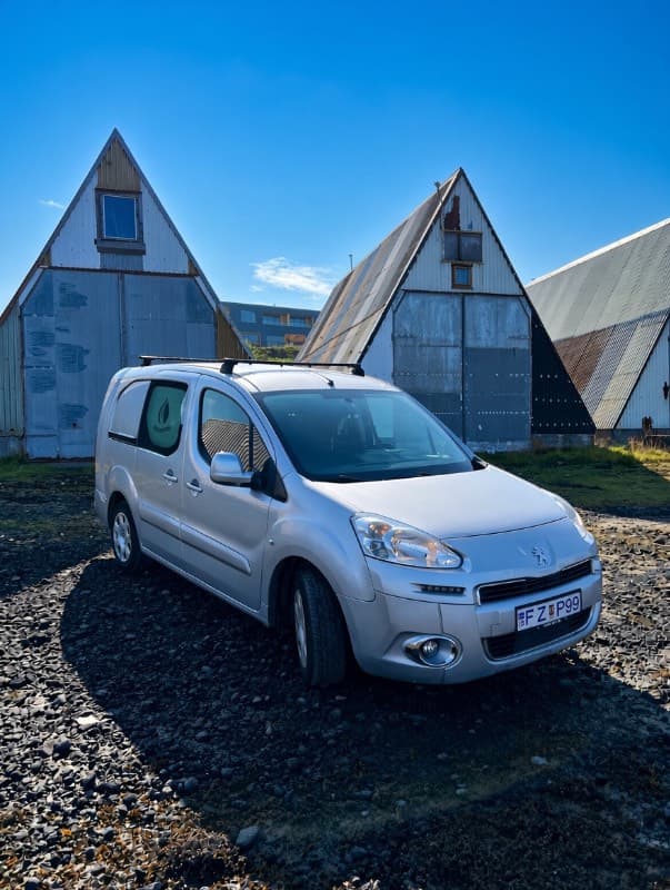 2015 Peugeot Partner