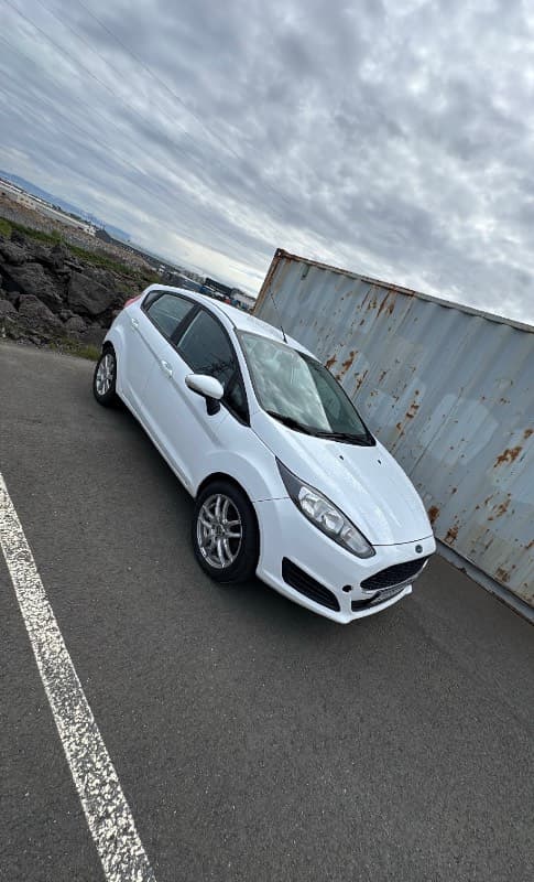 2017 Ford Fiesta