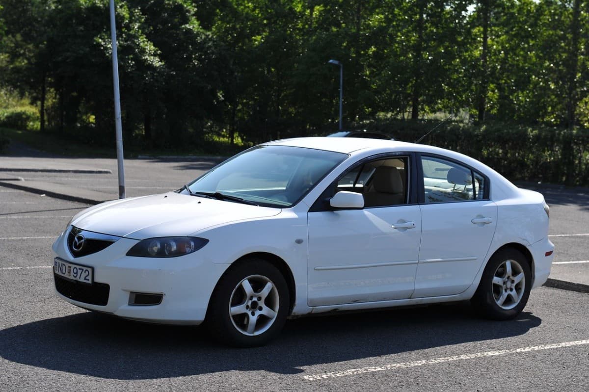 2007 Mazda I3