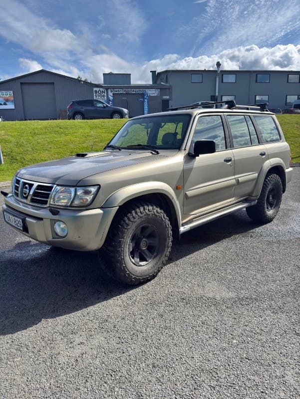 2004 Nissan Patrol