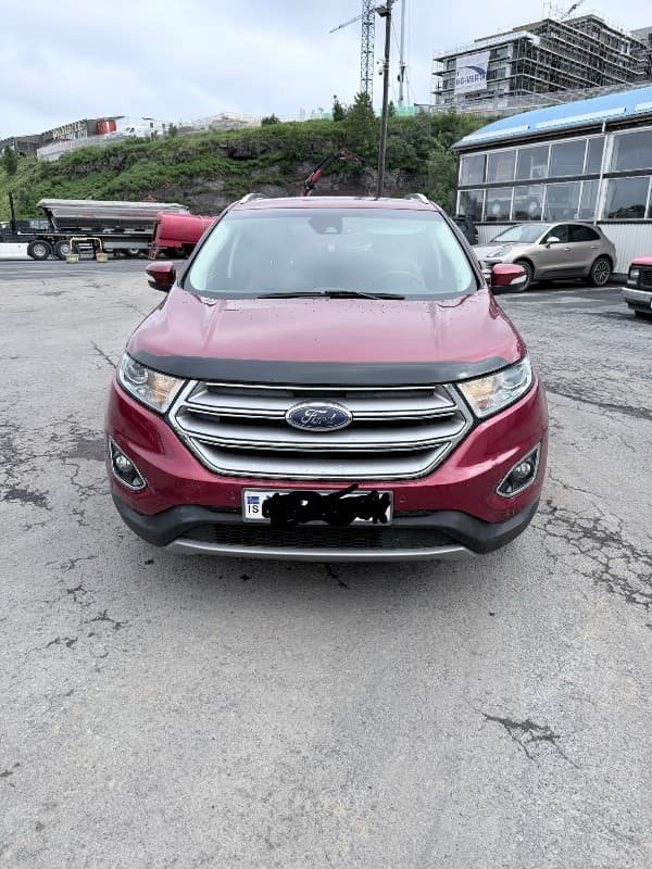 2017 Ford Edge