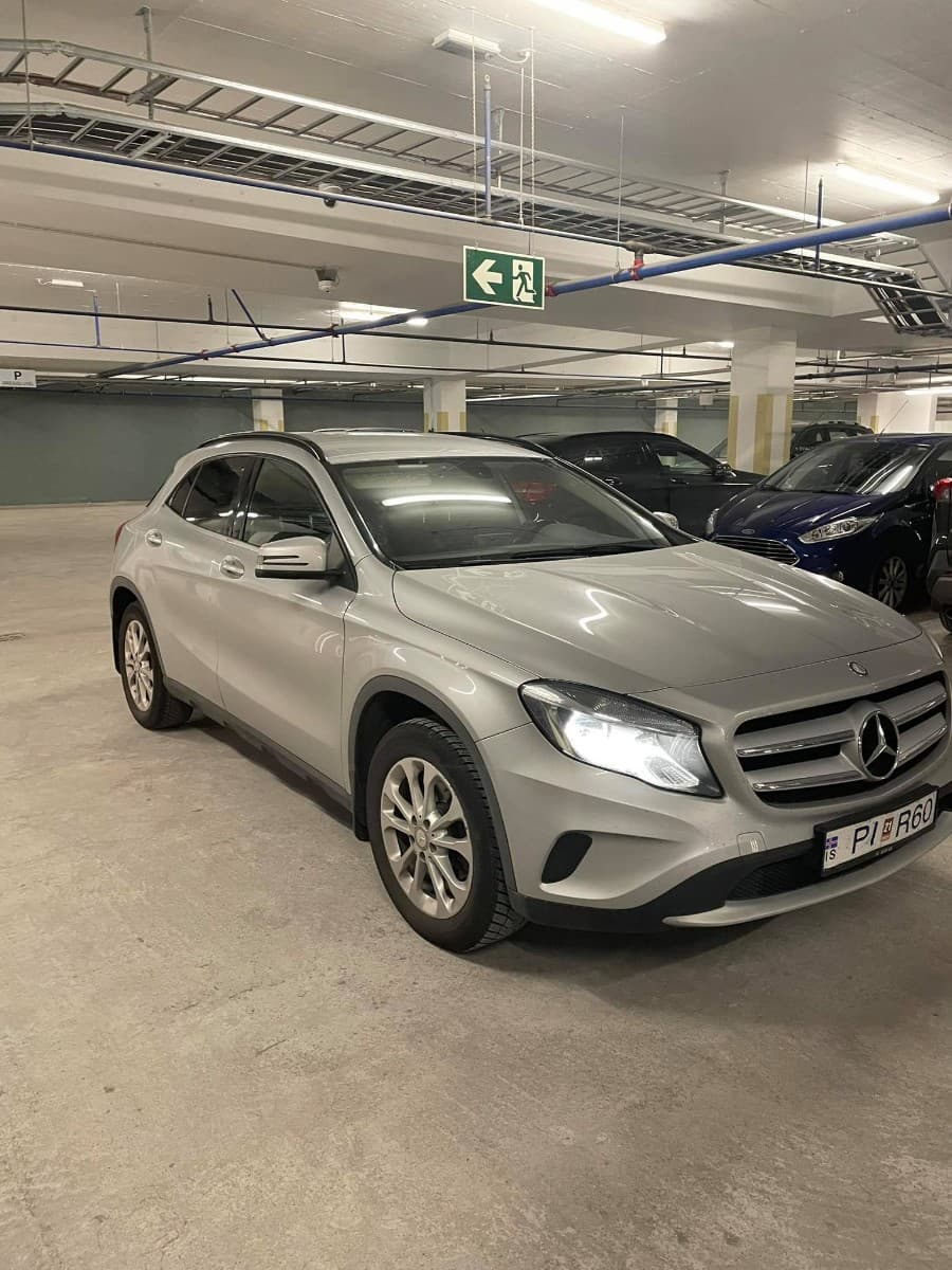 2015 Mercedes-Benz GLA 220