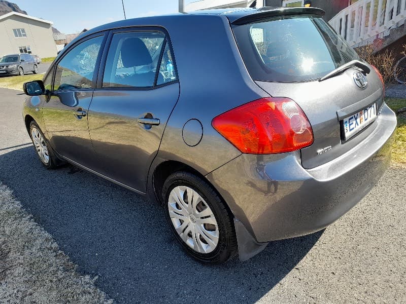 2009 Toyota Auris