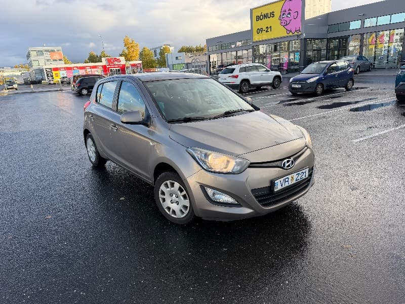 2013 Hyundai i20