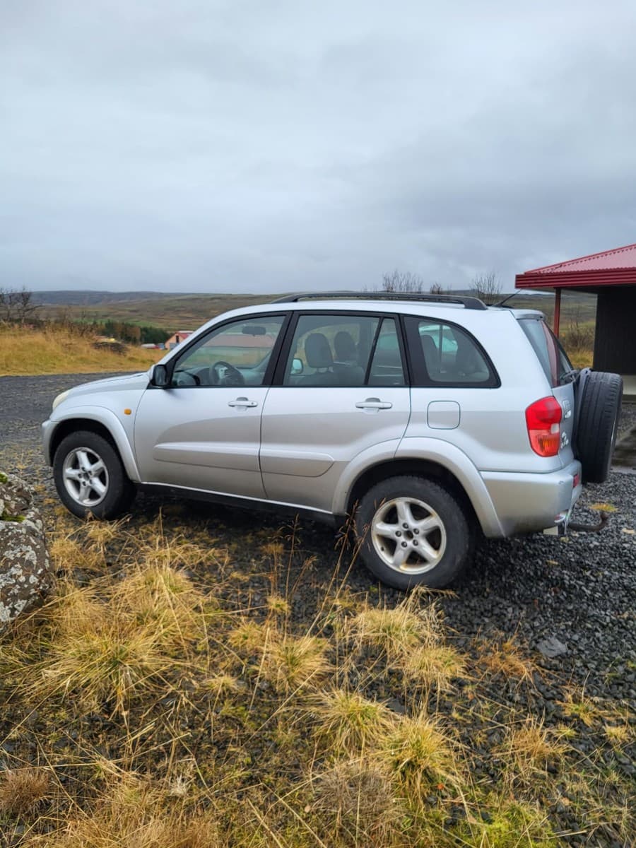 2000 Toyota RAV4