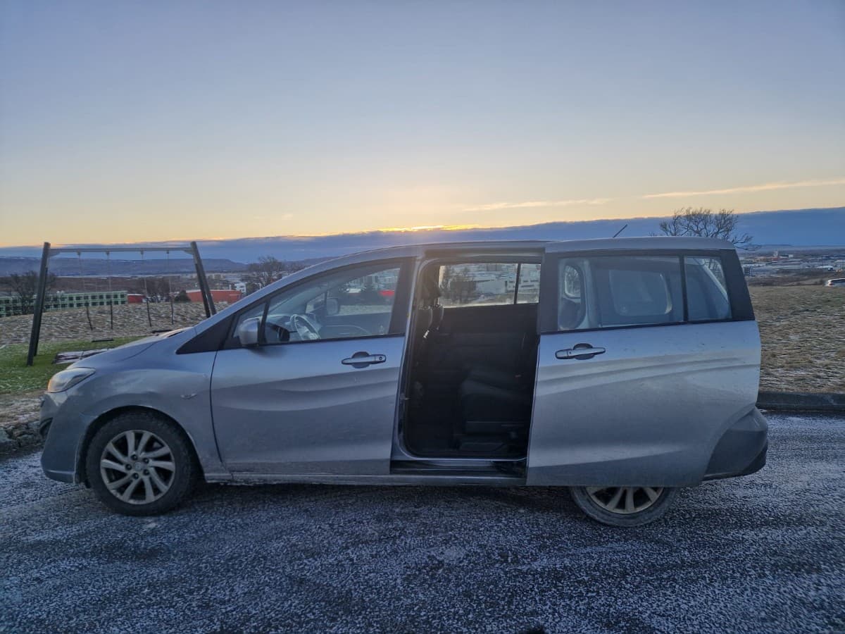 2012 Mazda 5