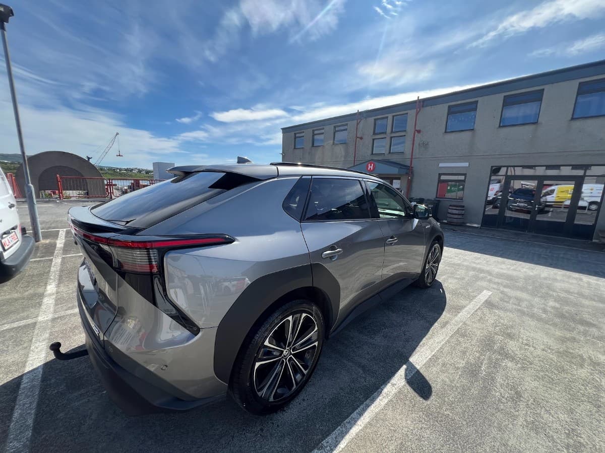 2024 Toyota 4x4 BZ4X