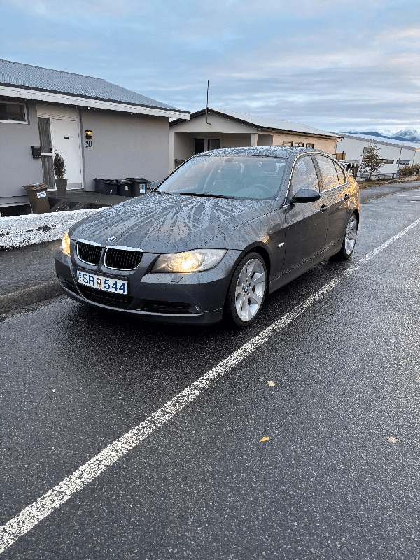 2005 BMW 3 Series