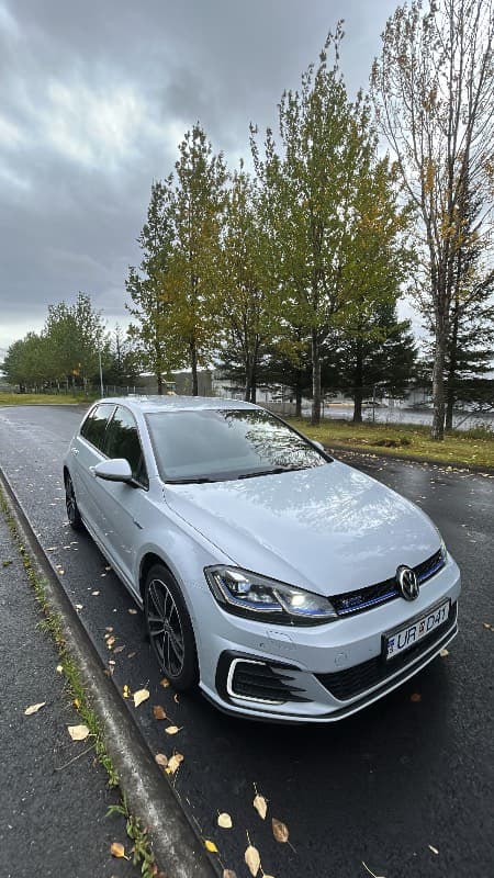 2018 Volkswagen Golf GTE Comfort