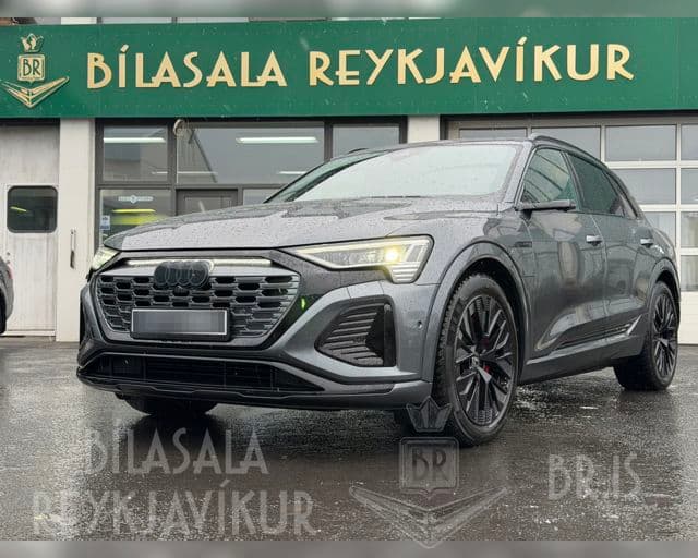 2023 Audi Q8 55 e-tron S-Line