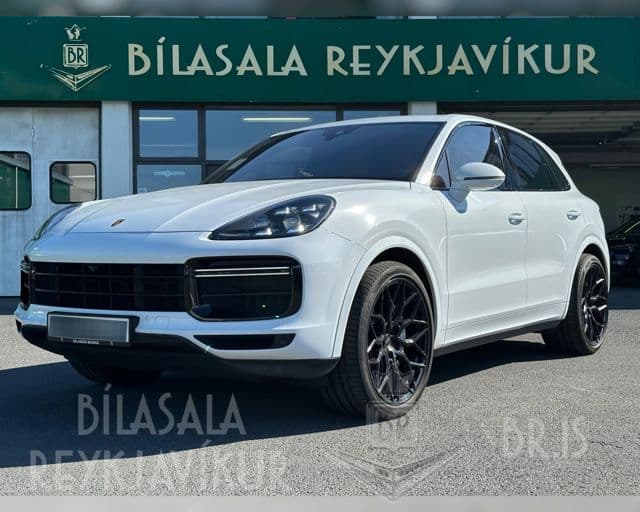 2018 Porsche Cayenne Turbo 551ps
