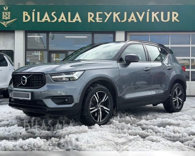 2018 Volvo XC40 D4 AWD R-Design