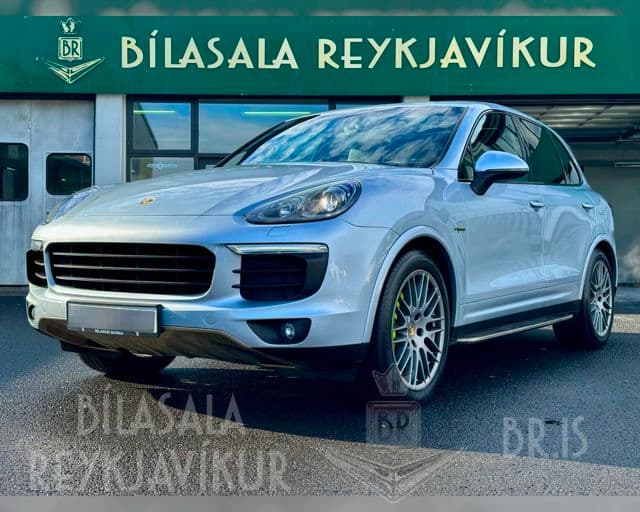 2017 Porsche Cayenne S E-Hybrid