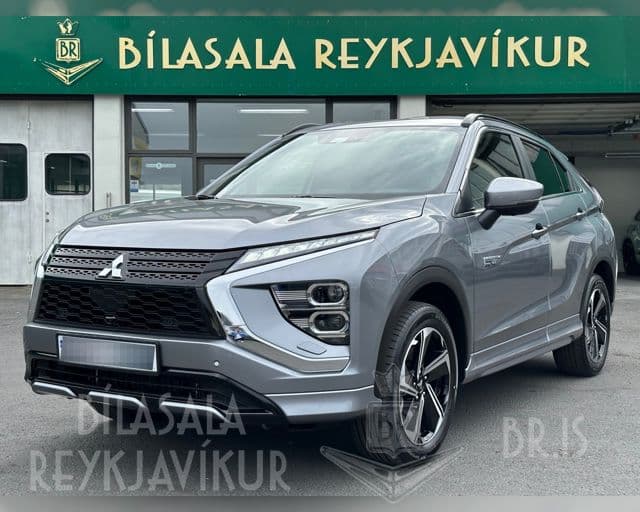 2022 Mitsubishi Eclipse Cross PHEV Plug IN Hybrid