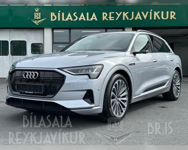 2020 Audi e-tron 55 S-Line