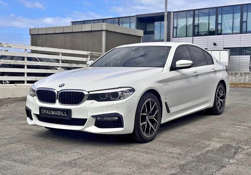 2018 BMW 5 Series 530e