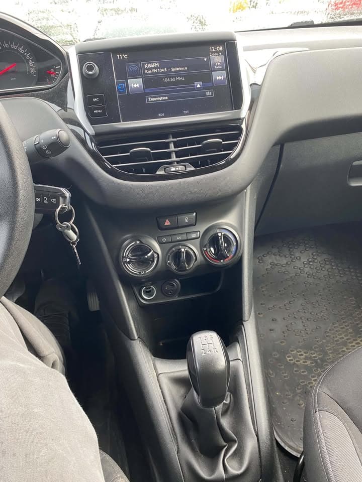 2014 Peugeot 208
