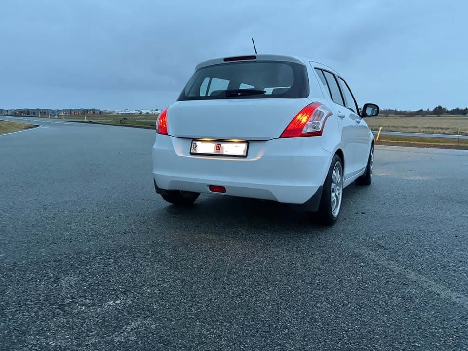 2015 Suzuki Swift