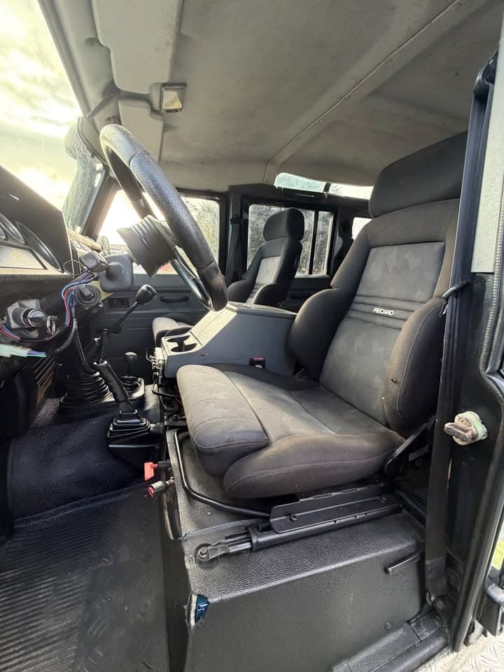 2002 Land Rover Defender