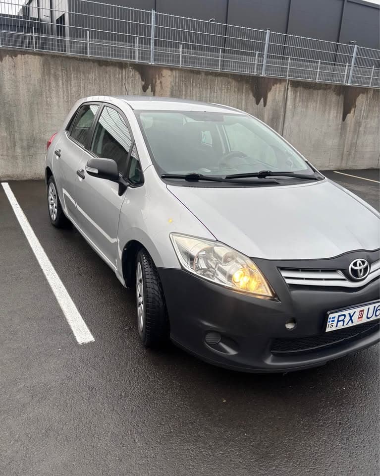 2010 Toyota Auris