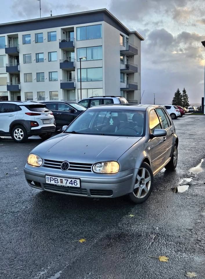 2004 Volkswagen Golf