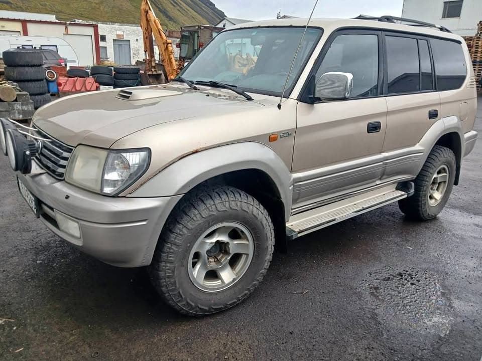 2002 Toyota Land Cruiser