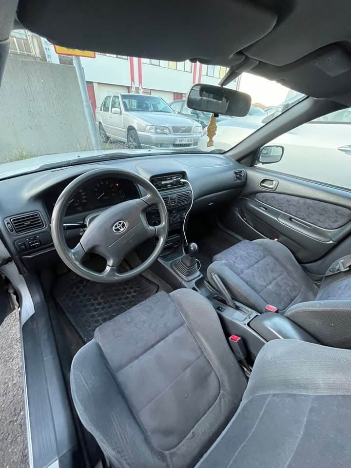 2001 Toyota Corolla
