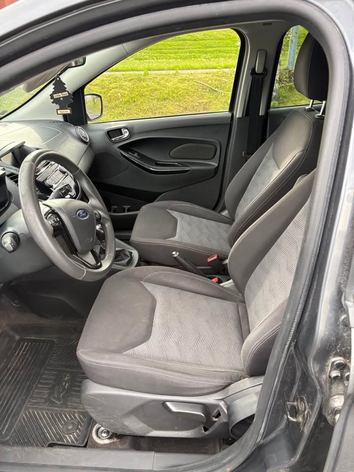 2017 Ford Ka