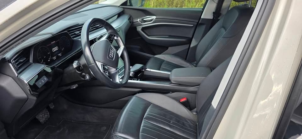 Audi e-tron 55