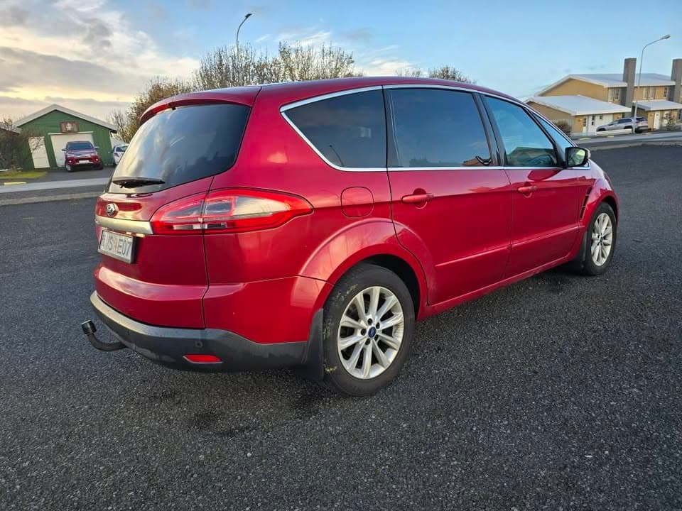 2014 Ford S-Max