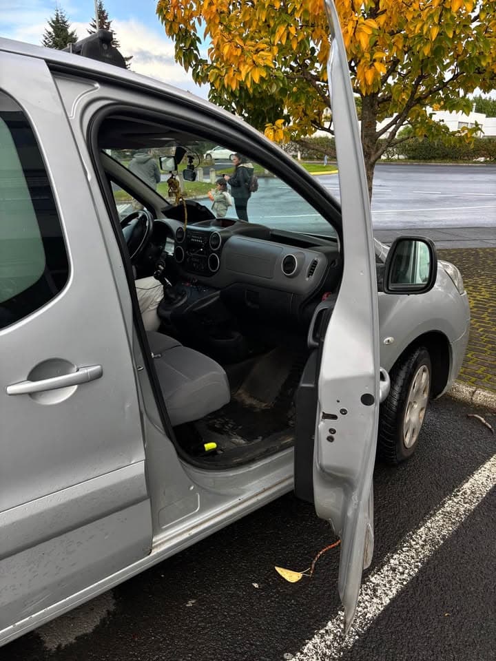 2015 Peugeot Partner
