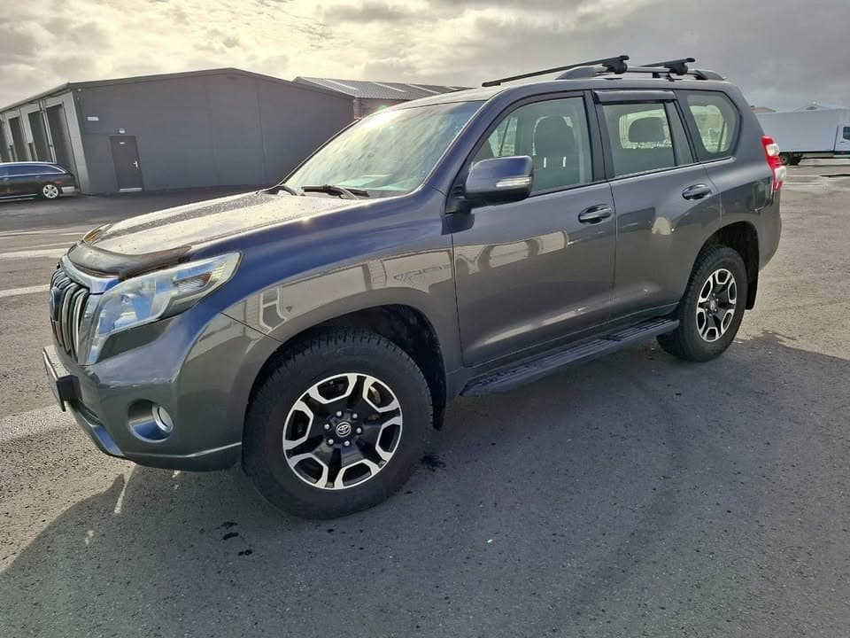 2018 Toyota Land Cruiser